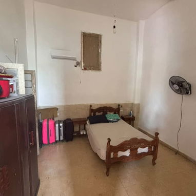 🏡 ¡SE VENDE HERMOSA CASA EN 10 DE OCTUBRE COLONIAL! | 4 CUARTOS Y PATIO CON ÁRBOLES FRUTALES 🌳🏛️ - 4/10