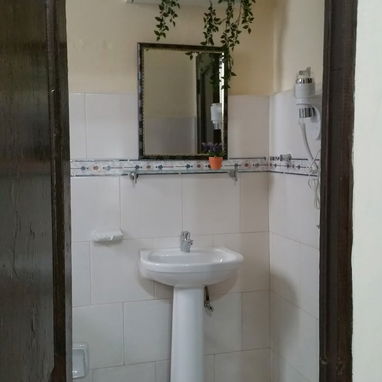 🍽️📱🧴Apartamento de 1 Habitación al Lado de la "Bodeguita del Medio" REF 1309 - Img 94294252