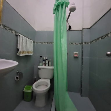 VENTA DE CASA  BIPLANTA  INDEPENDIENTE EN PLAYA - 5/10