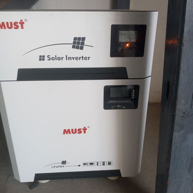 Se realiza montages de paneles solares - Img 125814889