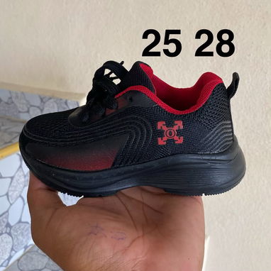 Zapatos para niños y adultos - 3/10