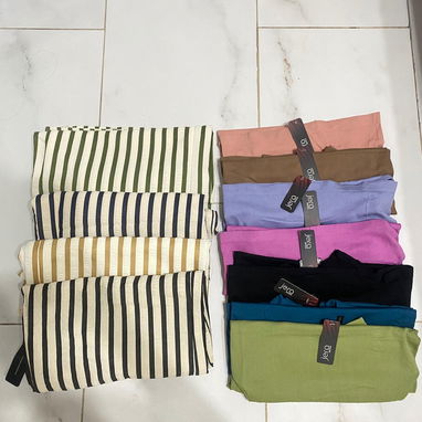 Pantalonetas  y blusa de mujer - 2/3