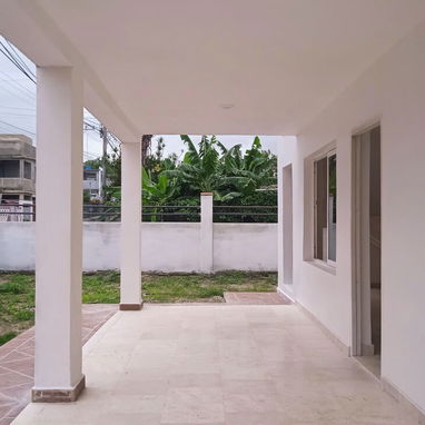 Venta de casa moderna en cojimar - 5/10
