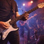Guitarra electrica - Img 56529754