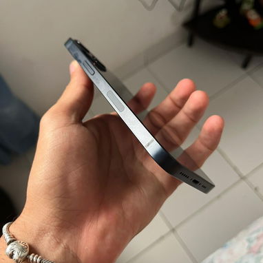 Cambio iphone 13 x laptop - Img 121682737