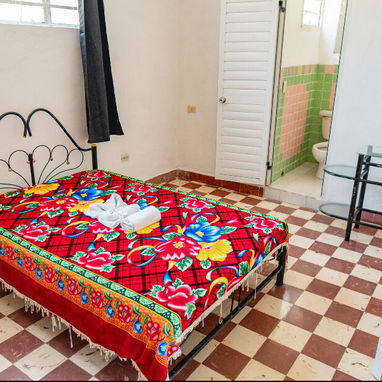 🚨🏡 ¿GRAN OPORTUNIDAD EN EL VEDADO? 🏡🚨 ¿Te imaginas cambiar tu departamento y además recibir entre 💵 $3,000 y $8,000 - Img 122531578