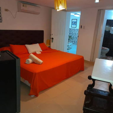 Hostal en el Centro Histórico! HABANA VIEJA - Img 109642064