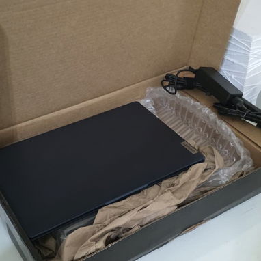 Laptop Lenovo IdeaPad Slim 3 (Nueva en Caja) - 2/2
