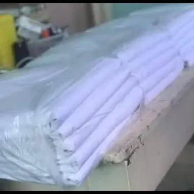 SABANAS BLANCAS NUEVAS DE ALGODÓN Y TOALLAS Y FUNDAS Y - Img 123063803