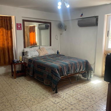 Vendo apto Pastorita primer piso en el reparto Camilo Cienfuegos Habana del este de 3h - Img 119585994
