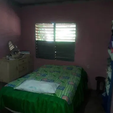 Casa amplia con 2 hectáreas de tierra - 2/9