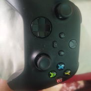 vendo mando de xbox series x casi nuevo con dos pilas recargables energaicer - Img 55615970