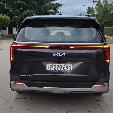 Kia carnival 2025 0 km - Img 113878069