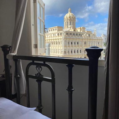 🏡 Casa Colonial en Habana Vieja para Extranjeros - Img 115097382