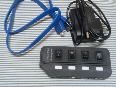 Se vende puerto múltiple USB de 4 puertos - Img main-image