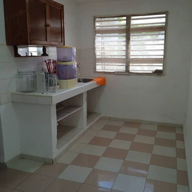 Venta Atabey Casa bajos de biplanta - 6/10