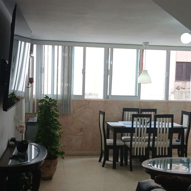 Apartamento con garage en el vedado ( Consejo Popular Rampa ) - 3/10