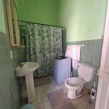 ¡Oportunidad Única! Propiedad en El Vedado cerca de Calle 23 y 12 con estilo capitalino de los años 20 – $28 000 USD  ✨ - 8/9