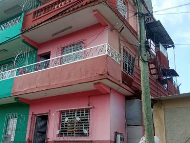 Venta o permuta de casa de tres pisos en arroyo naranjo ciudad  habana - Img main-image-45241249