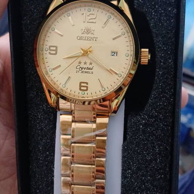 Reloj ORIENT Crystal 🎁 Excelente opción para regalar gracias a su diseño atemporal. Precio: 130 USD mensajería incluida - 7/7