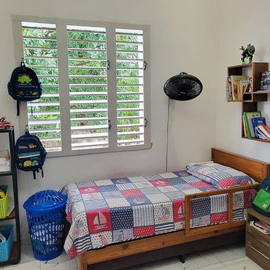 Biplanta con terraza en venta (casa de arriba) en Vedado - Img 116677799