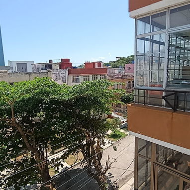 OPORTUNIDAD DE INVERSIÓN: APARTAMENTO EN EL CORAZÓN DEL VEDADO - Img 121743232