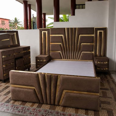 COLCHONES,CAMAS CAPITONEADAS, SILLONES Y JUEGOS DE SALA•SC - 8/10