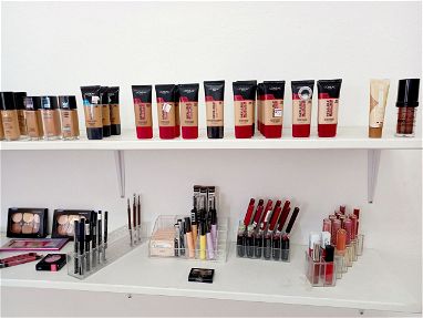 Tienda Deb's Cosmética: productos de maquillaje y skincare - Img 65871377