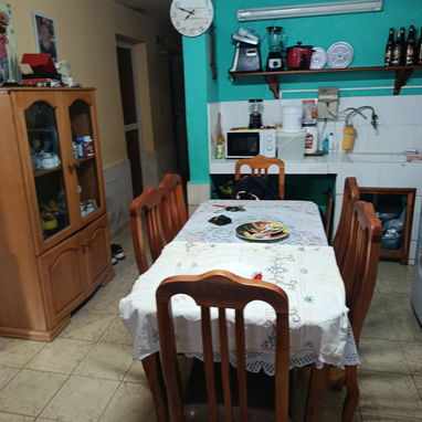 Permuto Casa de 3 Cuartos, 2 garajes y sistema fotovoltaico instalado - 8/10