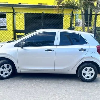 Venta y Rentas de autos a partir de 60 usd el dia - 4/5