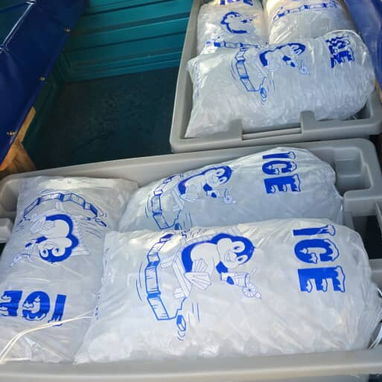 Hielo en La Habana. Estamos Disponible - 2/5
