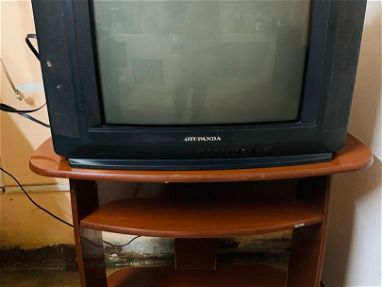 Televisor Atec Panda con mesa y lector de memoria - Img main-image-45571204