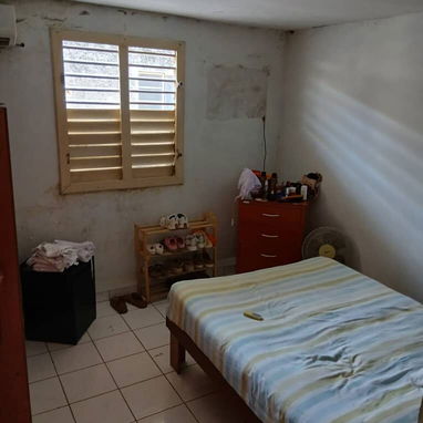 Ganga Penthouse en el vedado 2/4 y medio en 30 mil cerca de 23 y 12 - Img 126009213