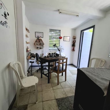 Excelente propiedad en venta en Santo Suárez - $27000 USD - 5/9