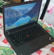 Vendo dos laptops mínimo uso 0 detalles - Img 49983463