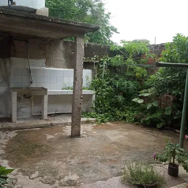 Vendo casa placa libre primera planta Holguin - 4/8