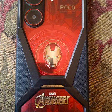 Iphone13  y Poco X7 pro Edición limitada Marvel - 2/9
