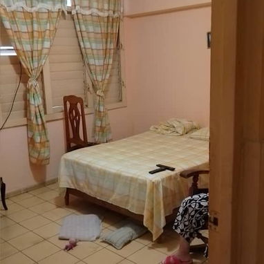 🏡SE VENDE APARTAMENTO EN EL VEDADO CERCA DE MLAECON - Img 120926209