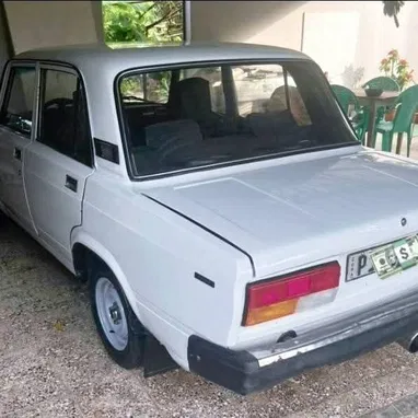 Lada 2107 - 3/7
