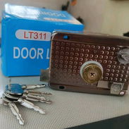 Yale de puertas con llaves anticopias - Img 56938417