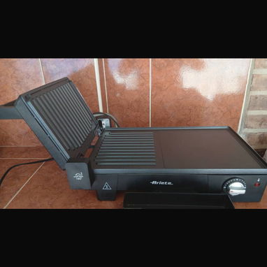 Vendo plancha casi nuevo 50 usd - 2/2