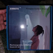 Ducha recargable con bomba sumergible para poner dentro de un cubo o tanque de agua - Img 57472196