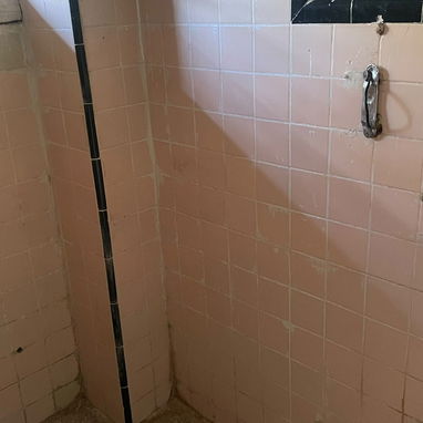 Se vende apto en Marianao cerca de 76 y 51 📍 - 2/5