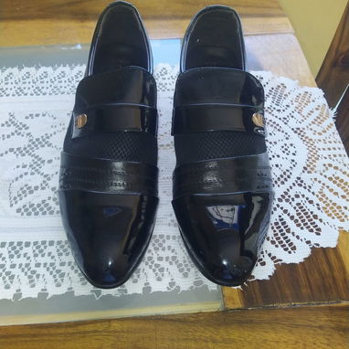 Se venden zapatos de vestir de hombre - 2/2
