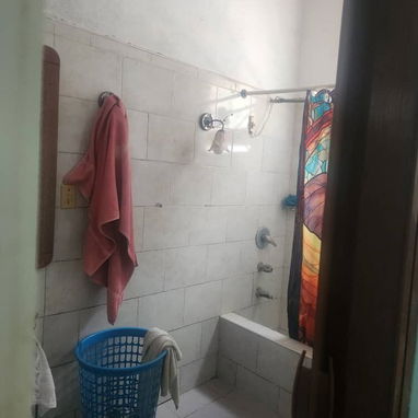 Ref #78. Ofertaa casa semi independiente con garaje en excelente zona de Playa!!! No lo deje pasar!!! - 8/10