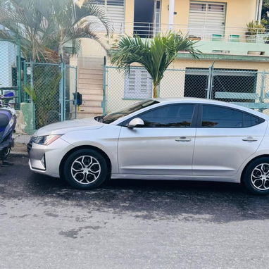 HYUNDAI ELANTRA 2019 Listo para entregar - Img 118559316