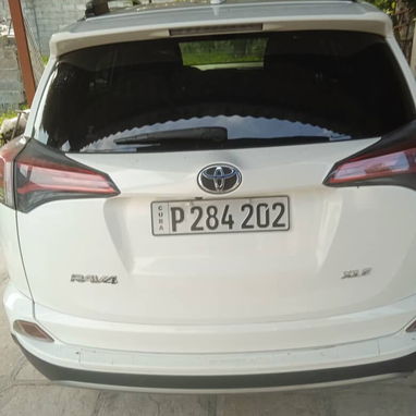 Venta de 2 autos marca TOYOTA RAV4 y 1 Camioneta TOYOTA TACOMA 2018 - Img 124264568