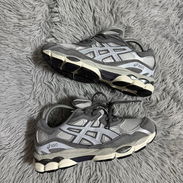 Asics NYC (35 al 44) - Img 55774859