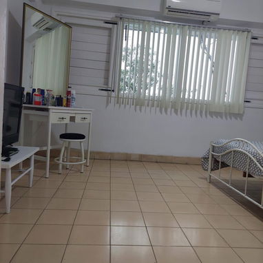 Renta lineal de Apartamento Duplex, Listo para Vivir en el Vedado 21 y 14 - Img 119612761