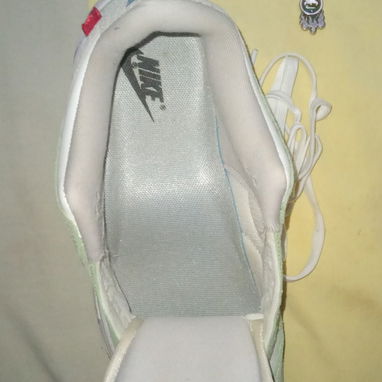 Nike 41 - 4/9
